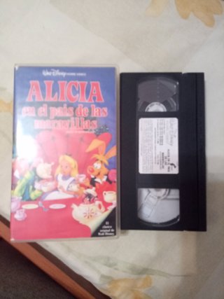 Alicia en el País de las Maravillas VHS