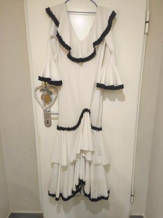 Traje Flamenca Gitana Sevillana