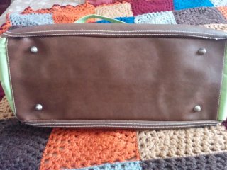 Bolso de maternidad verde