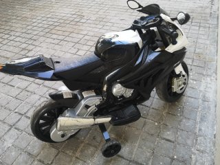 Moto Niños BMW S1000RR Eléctrica Negra/Blanca