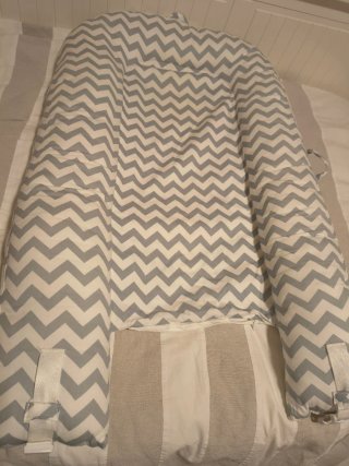 Reductor cuna bebé zigzag gris