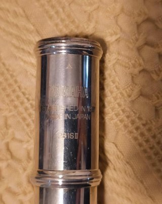 Flauta travesera con estuche, practicamente nueva