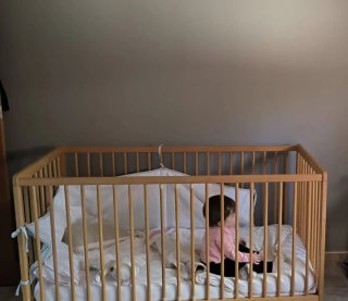 Cuna de madera