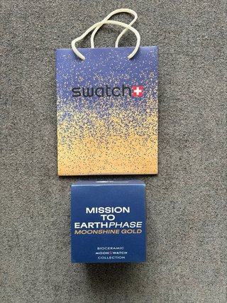 Swatch x Omega Mission Earthphase Moonshipe Gold