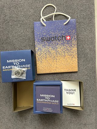 Swatch x Omega Mission Earthphase Moonshipe Gold