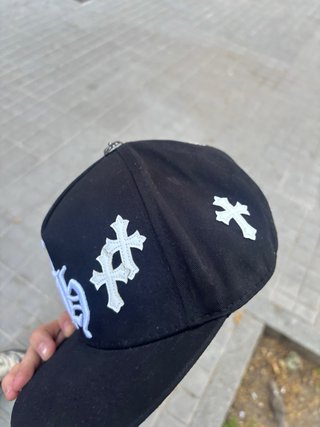 Gorra Chrome Hearts Negra y Blanca