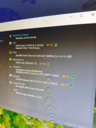 Torre Mars Gaming RGB