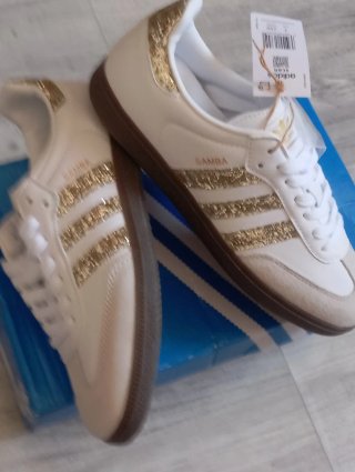 Zapatillas Adidas Samba Blancas y Doradas Talla 37