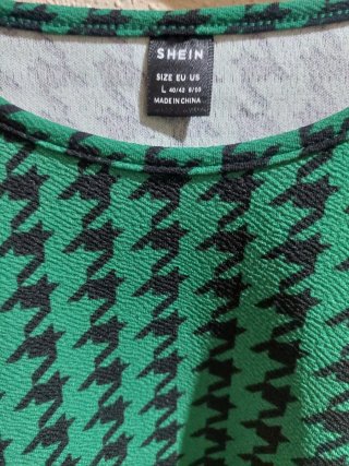 Camiseta Shein manga larga verde/negro Talla L