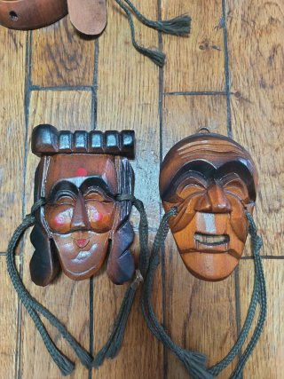 Máscaras Hahoe de madera tallada