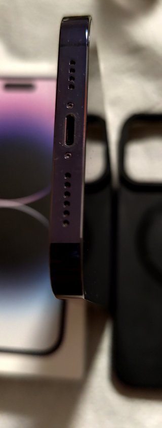 iPhone 14 Pro Max Morado