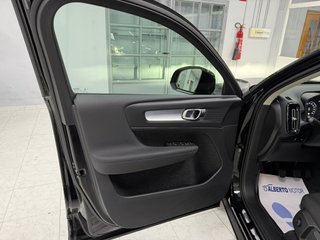 VOLVO XC40 1.5T3 163CV MOMENTUM PRO 2020 100.000KM