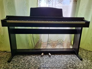 Piano Eléctrico Roland Usado