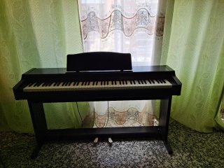 Piano Eléctrico Roland Usado