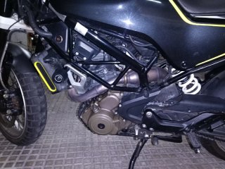 Husqvarna 401 svartpilen