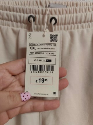 Bermuda de chico talla XXL de Álvaro Moreno nueva.