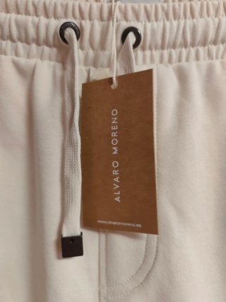 Bermuda de chico talla XXL de Álvaro Moreno nueva.