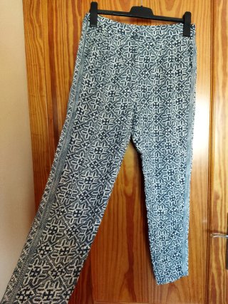 Pantalón MANGO