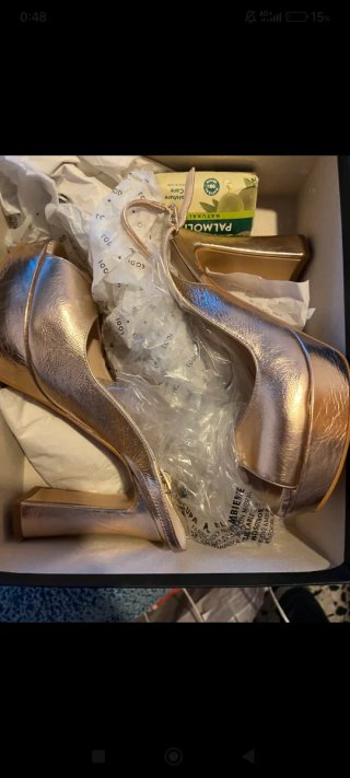 Lodi Dorados Tacones Talla 38
