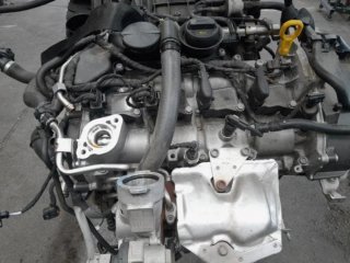Motor Volkswagen Golf