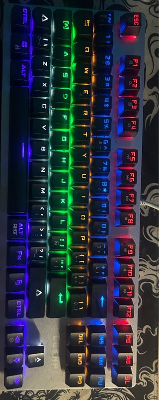 Teclado Mecánico Gaming RGB