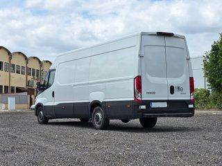 Iveco Daily 2023 VAN 35S 16V 2.3TD Manual