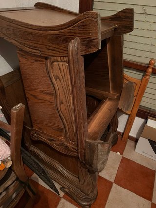 Sofá de piel y madera de roble macizo