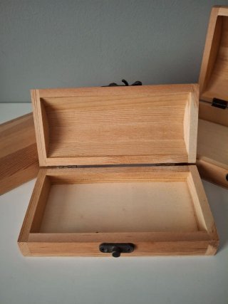 3 Cajas de Madera con Cierre Metálico