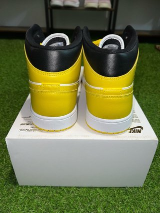 Nike Jordan 1 Mid Amarillo Blanco Talla:44 sin caj