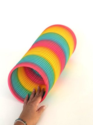 Juguete años 80 Slinky onda mania gigante arcoíris