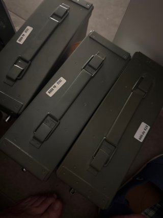 2 Cajas Metálicas Verdes de 9