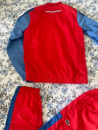 Conjunto Chándal Lacoste Rojo y Azul