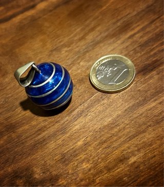 Colgante llamador de ángel azul y plata