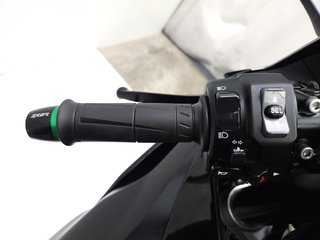 KAWASAKI ZX 6R 2024 13046 kms.
