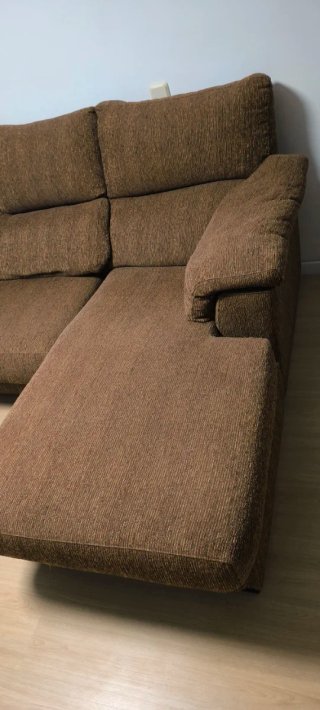 Sofá modular marrón tela