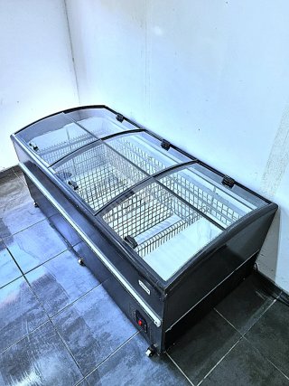 Congelador isla marca ESCOFRED 6 corredera cristal