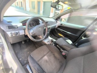 Opel Astra 1.9CDTI 120cv SPORT