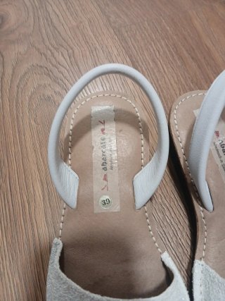 Menorquinas Abarca Blancas Talla 39. Con cuña