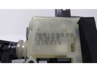 TAPA EXTERIOR COMBUSTIBLE A2518200197 64555