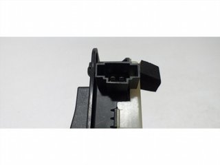 TAPA EXTERIOR COMBUSTIBLE A2518200197 64555