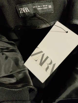 Pantalón Zara Negro