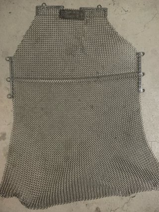 Equipo carnicero: cuchiliera guantes maia y delant