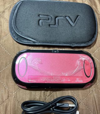 PS Vita OLED Roja + Funda y Cable