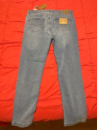 Pantalón vaquero Alvaro Moreno Talla 48