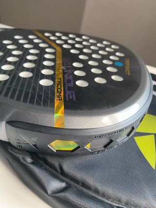 PALA DE PADEL DROP SHOT TACOMA CARBONO NUEVA PRO