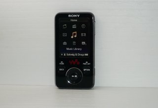 Sony Walkman NWZ-E436F 4GB Radio Negro