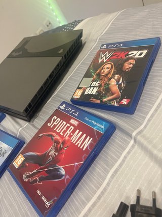 PS4 Edición Batman 500GB + 6 Juegos + mando