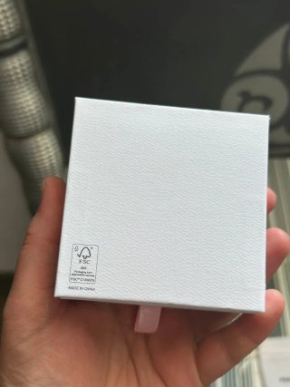 Caja para pulsera con bolsita de tela Pandora