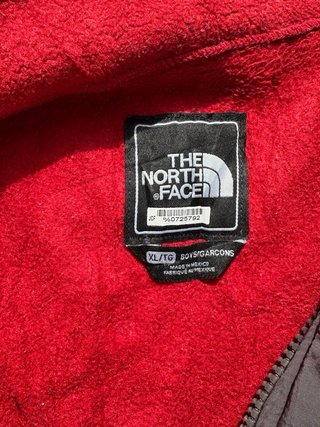 Chaqueta The North Face Roja y Gris