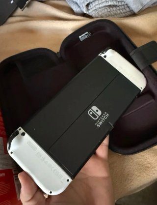 Nintendo Switch OLED - Como nueva